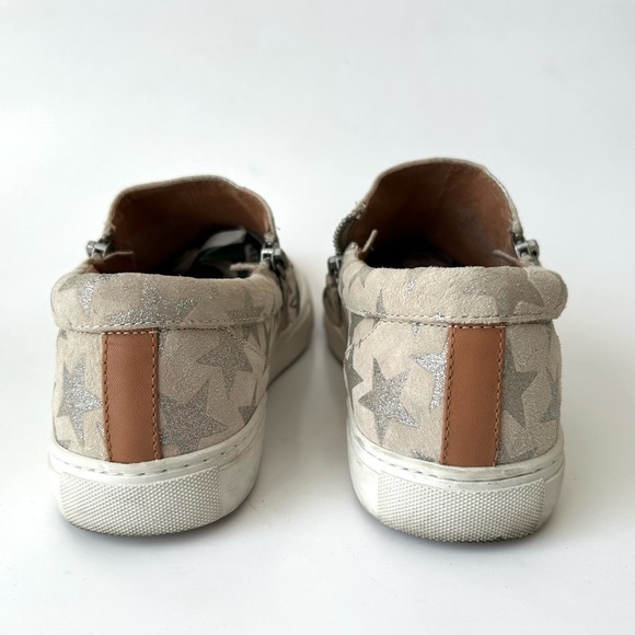 Gentle Souls Lowe Metallic Star Print Leather Sneakers Slip On Zip Up Size 7.5 - Picture 6 of 7